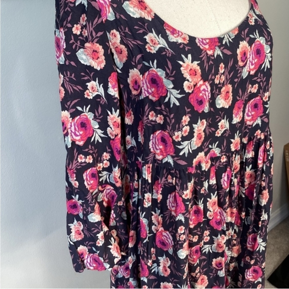 BNWT America Eagle Rosette mini dress Size lg - Picture 3 of 3